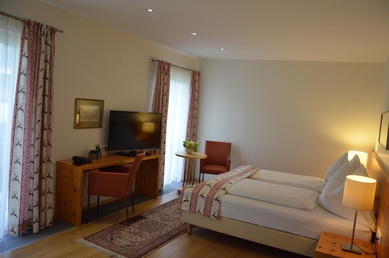 Hotel Alhartinger Hof Leonding Room photo